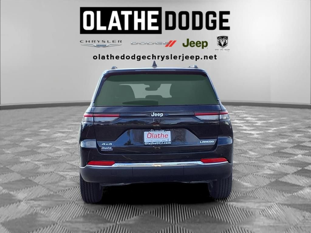 New 2025 Jeep Grand Cherokee Laredo AWD/4WD image 23