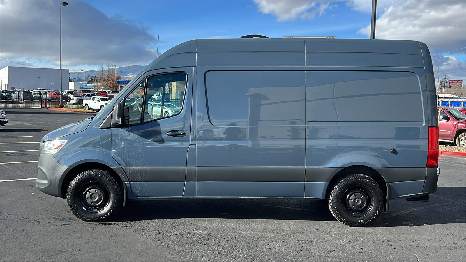 Used 2019 Mercedes-Benz Sprinter 144 image 9