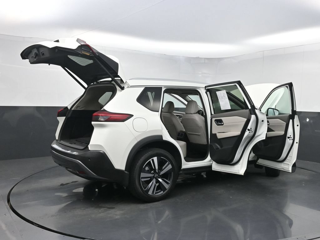 Used 2023 Nissan Rogue SL FWD image 36