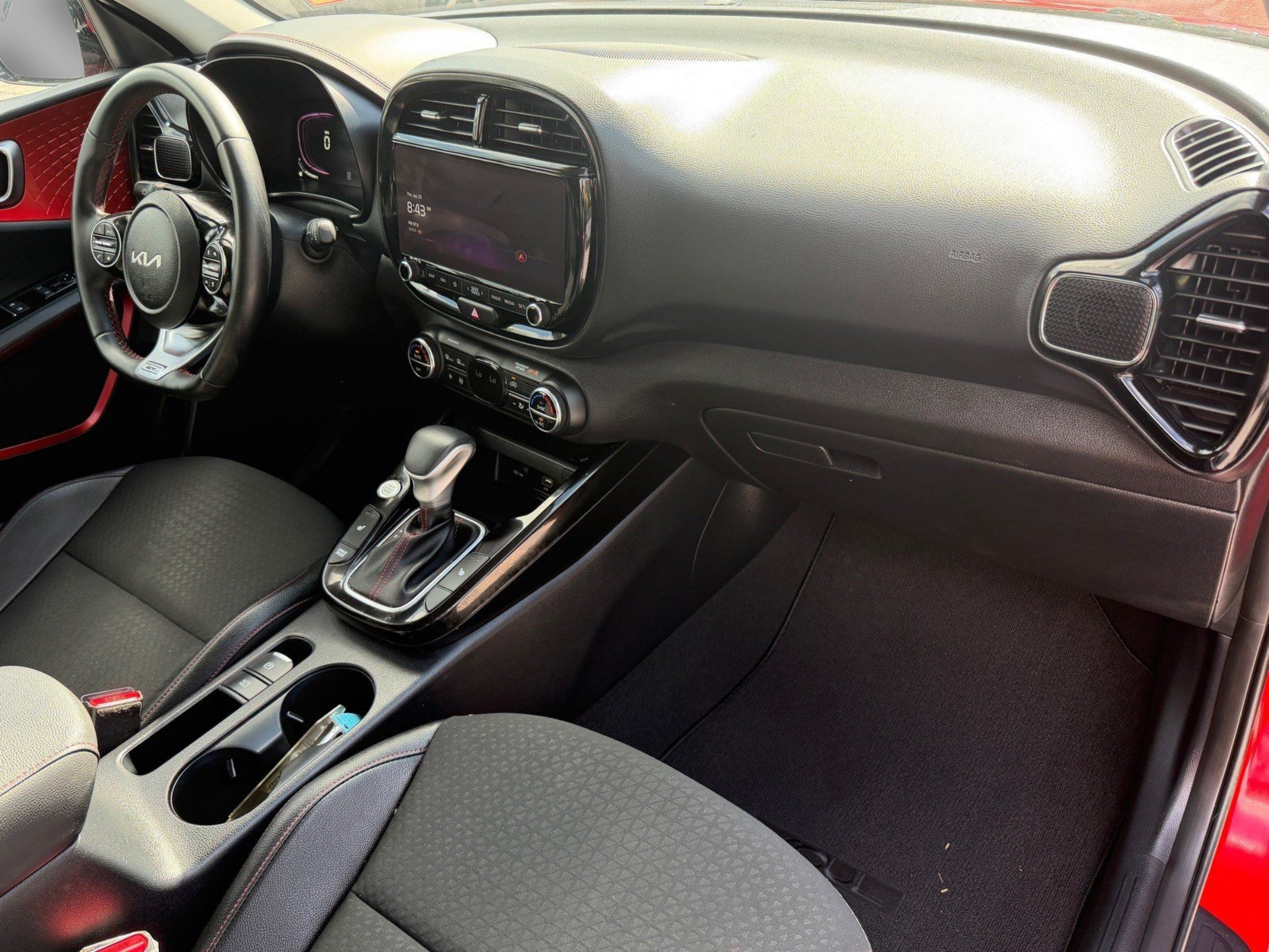 Certified 2024 Kia Soul GT-Line w/ Option Group 020 FWD image 30