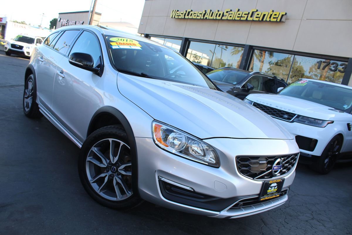 Used 2018 Volvo V60 T5 Cross Country AWD/4WD image 36