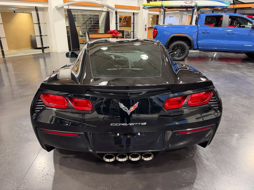 Used 2016 Chevrolet Corvette Stingray Coupe w/ 3LT Preferred Equipment Group RWD image 19