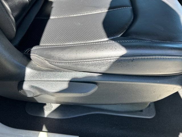 Used 2023 Chrysler Pacifica Touring-L FWD image 47