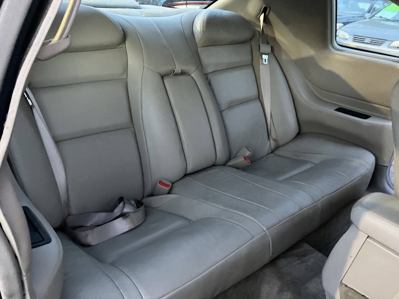 Used 2000 Cadillac Eldorado ESC w/ Comfort/Convenience Pkg FWD image 24