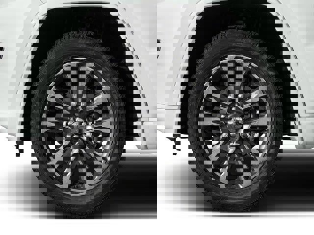 Used 2017 Jeep Grand Cherokee Overland image 11