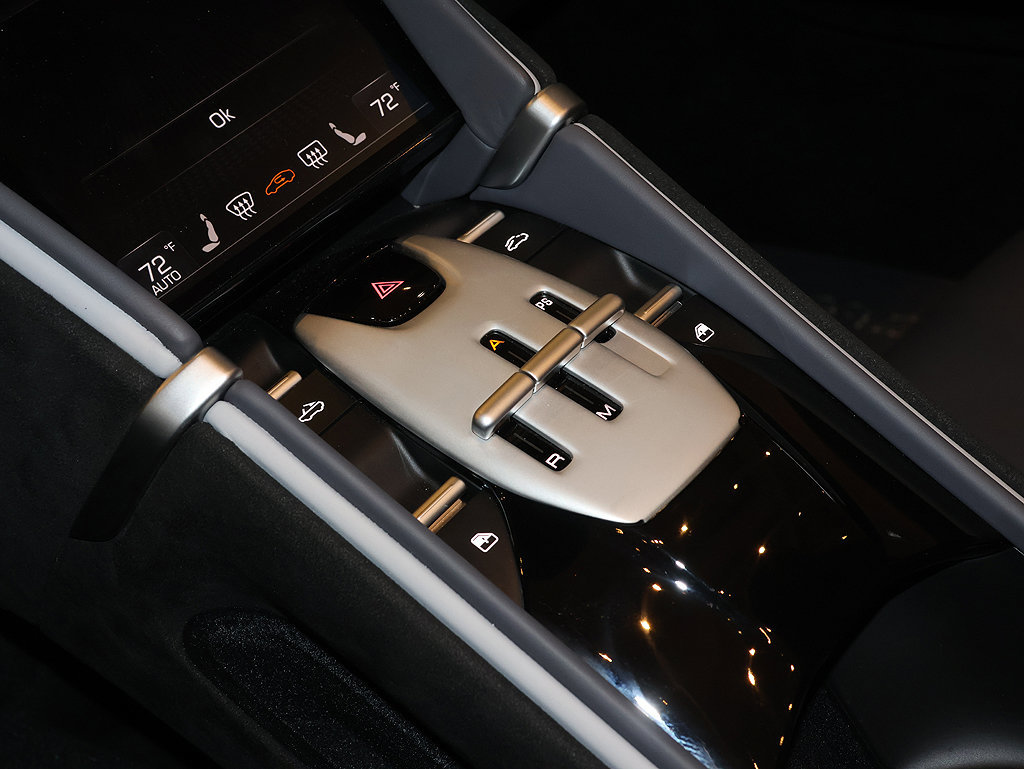 Certified 2026 Ferrari Roma Spider RWD image 76