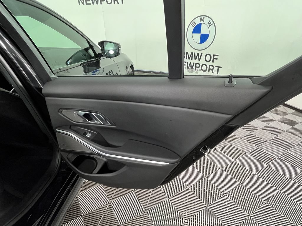 Used 2025 BMW M340i xDrive w/ Premium Package AWD/4WD image 25