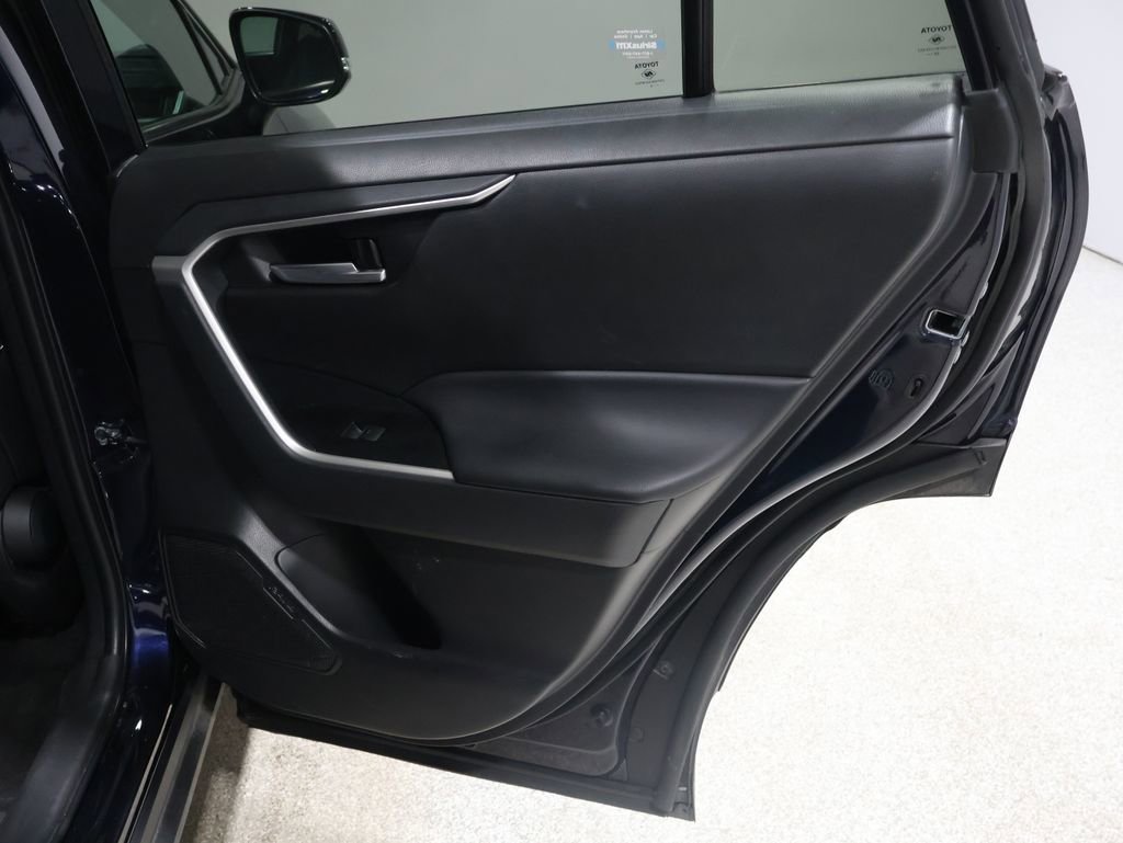 Used 2023 Toyota RAV4 XLE image 21