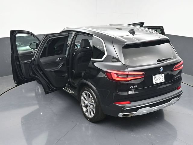 Used 2023 BMW X5 xDrive40i AWD/4WD image 47