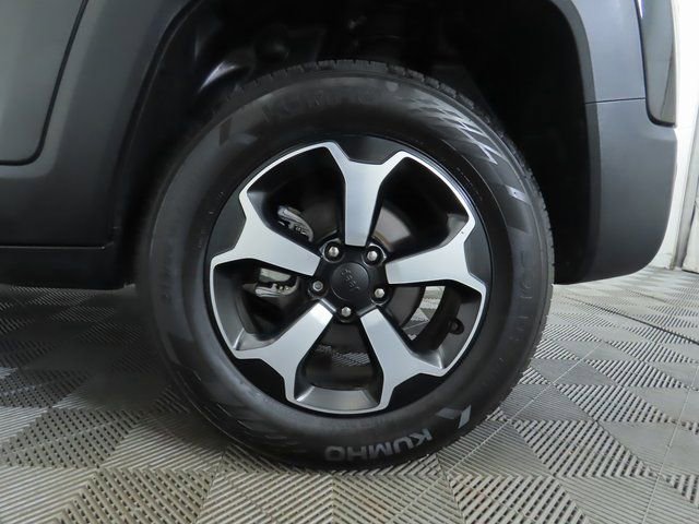 Used 2022 Jeep Renegade Trailhawk AWD/4WD image 32