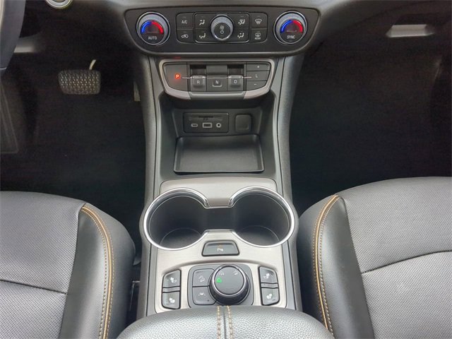 Used 2022 GMC Terrain AT4 w/ Infotainment Package II image 23