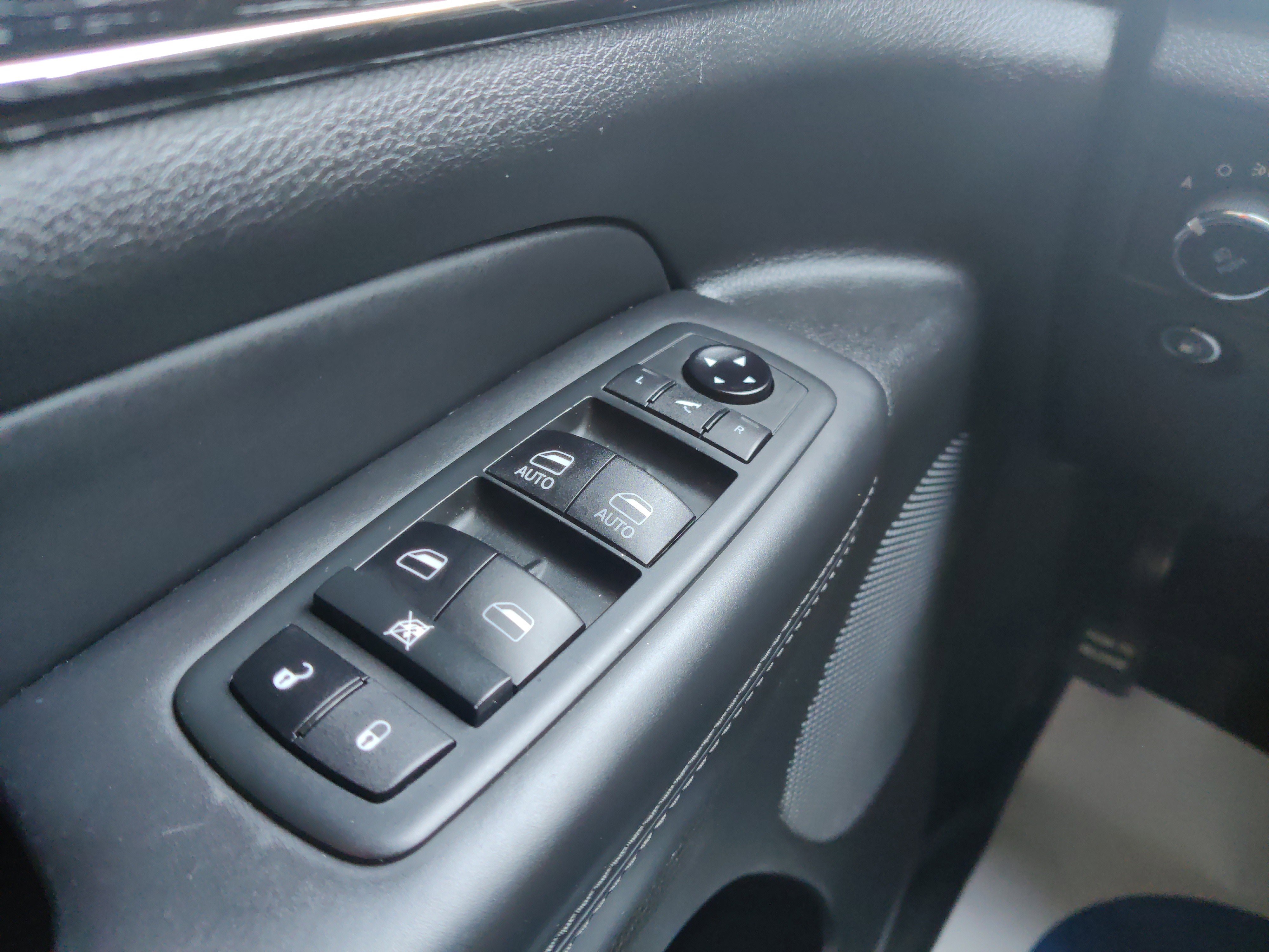 Used 2021 Jeep Grand Cherokee High Altitude image 24