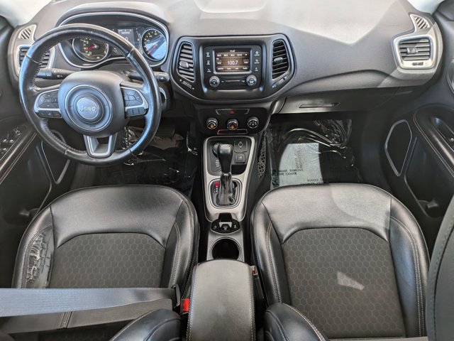 Used 2017 Jeep Compass Latitude image 16
