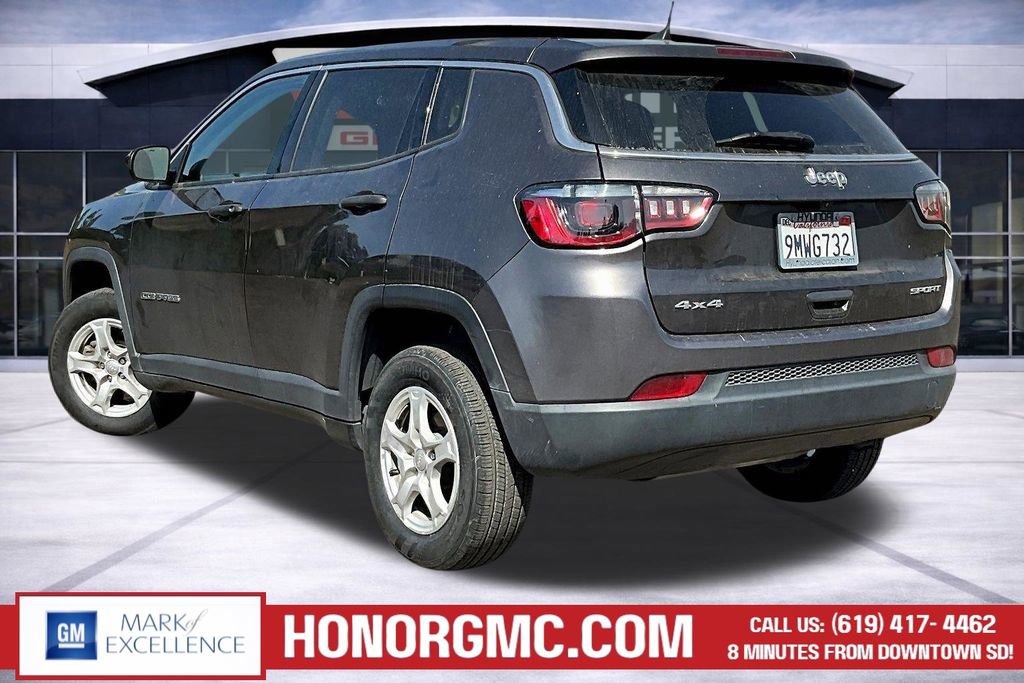Used 2022 Jeep Compass Sport AWD/4WD image 4