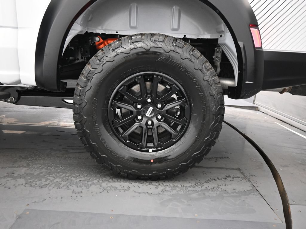 Used 2025 Ford F150 Raptor AWD/4WD image 22