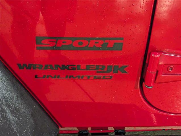 Used 2018 Jeep Wrangler Unlimited Sport S image 11