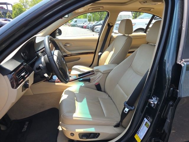 Used 2006 BMW 325xi Sedan AWD/4WD image 6