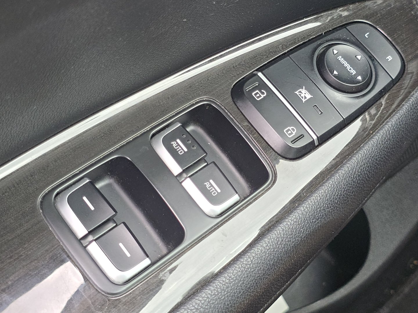 Used 2019 Kia Optima EX w/ EX Premium Package FWD image 23