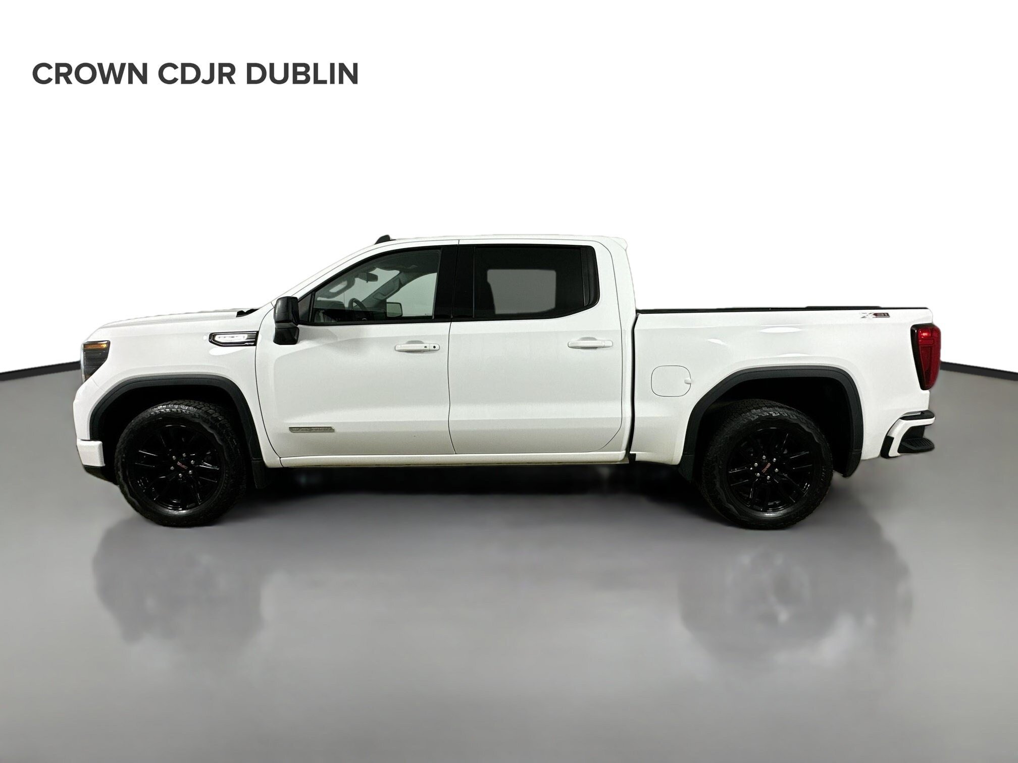 Used 2023 GMC Sierra 1500 Elevation AWD/4WD image 9