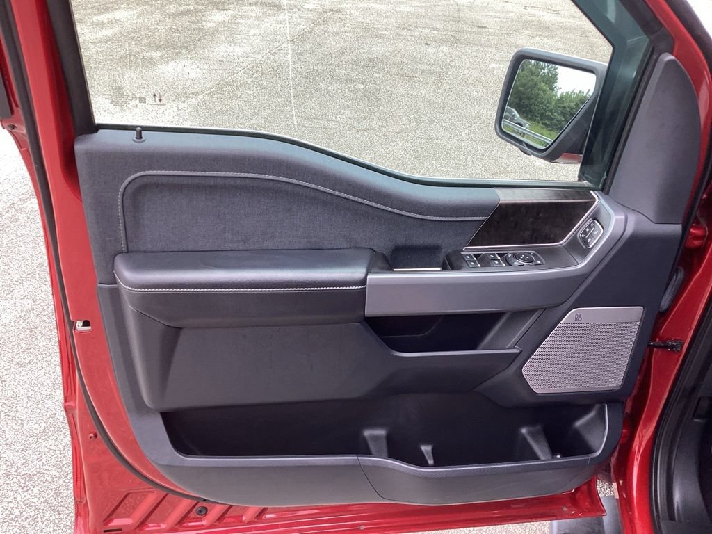 Used 2023 Ford F150 Lariat w/ Equipment Group 502A High RWD image 31