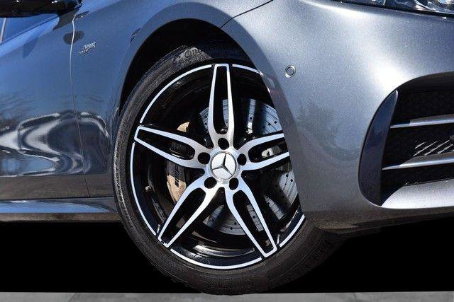 Used 2019 Mercedes-Benz E 53 AMG 4MATIC Sedan image 3