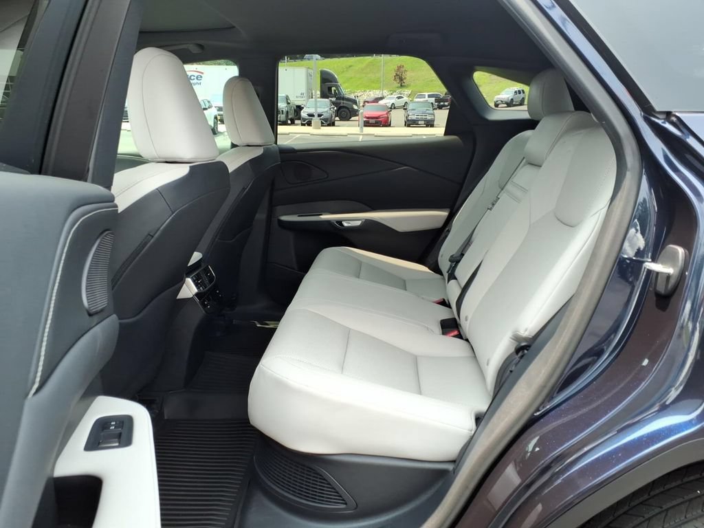 Used 2025 Lexus RX 350h w/ Convenience Package AWD/4WD image 4