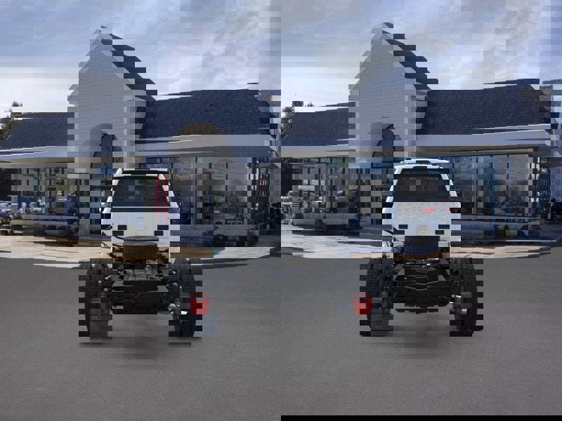 New 2026 Ford F550 4x4 Regular Cab Super Duty image 5