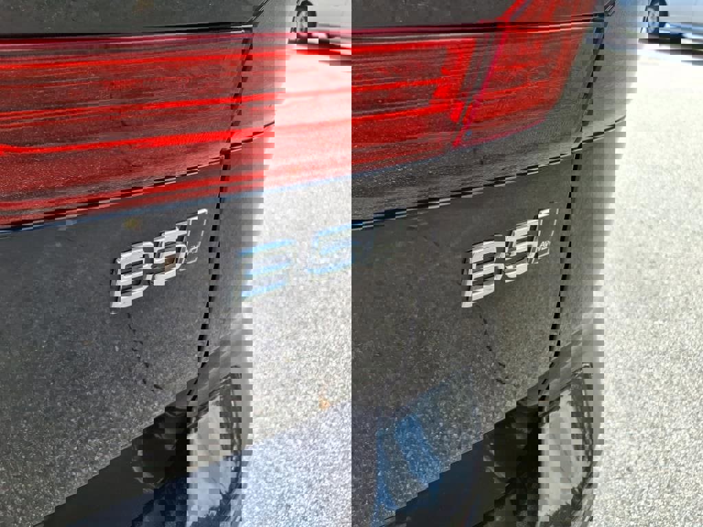 Used 2024 Volvo XC60 B5 Plus image 6