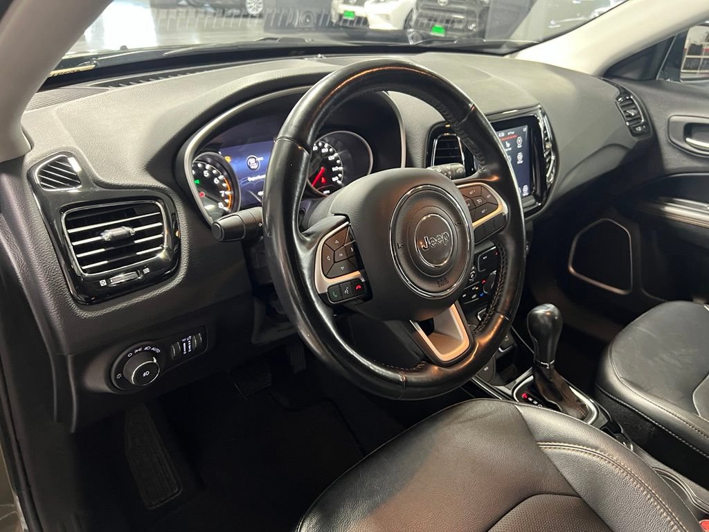 Used 2020 Jeep Compass Limited AWD/4WD image 15
