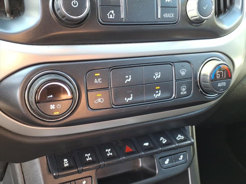 Used 2022 Chevrolet Colorado ZR2 w/ ZR2 Midnight Special Edition image 19