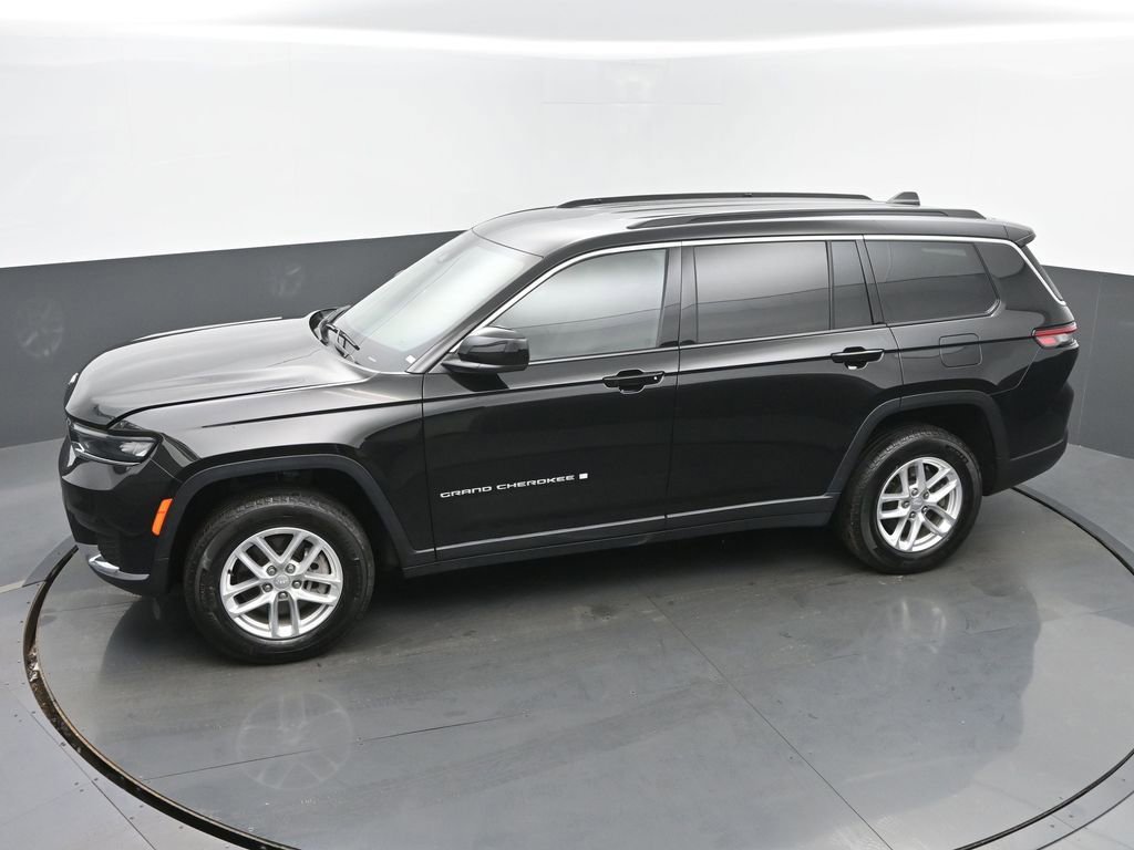 Used 2024 Jeep Grand Cherokee L Laredo w/ Luxury Tech Group I image 41