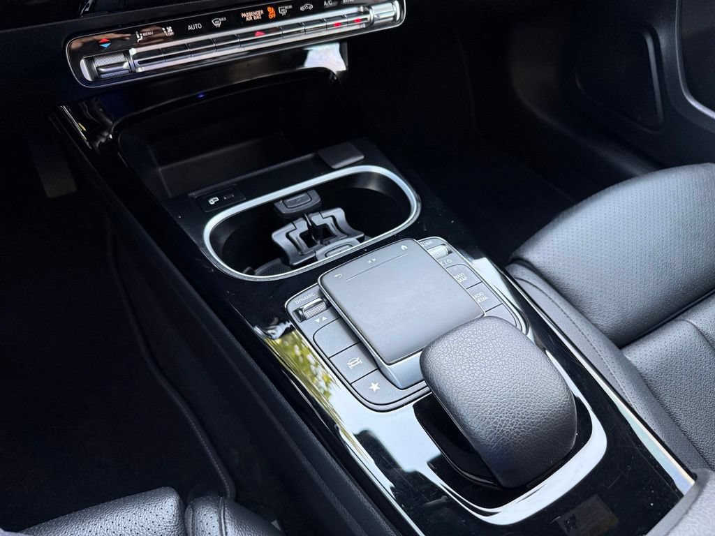 Certified 2022 Mercedes-Benz A 220 image 23