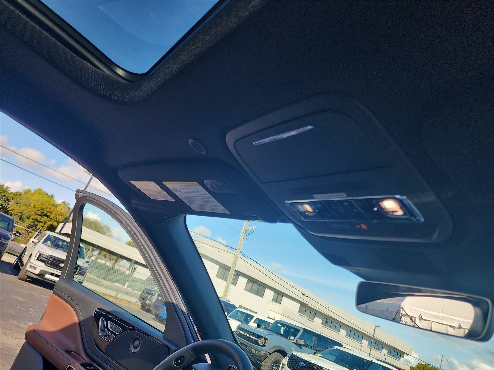 New 2026 Lincoln Aviator Reserve RWD image 33