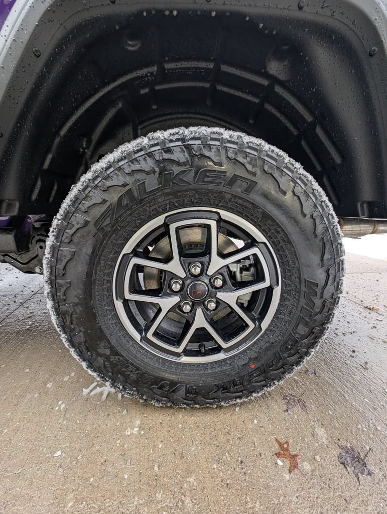New 2026 Jeep Gladiator Sport AWD/4WD image 43