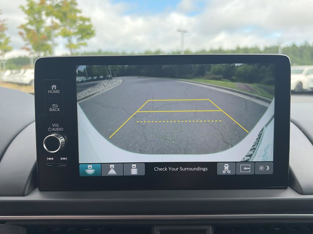 Certified 2025 Honda Pilot Touring image 13