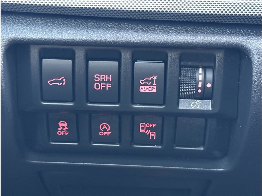 Used 2019 Subaru Forester Limited w/ Popular Package #3 image 29