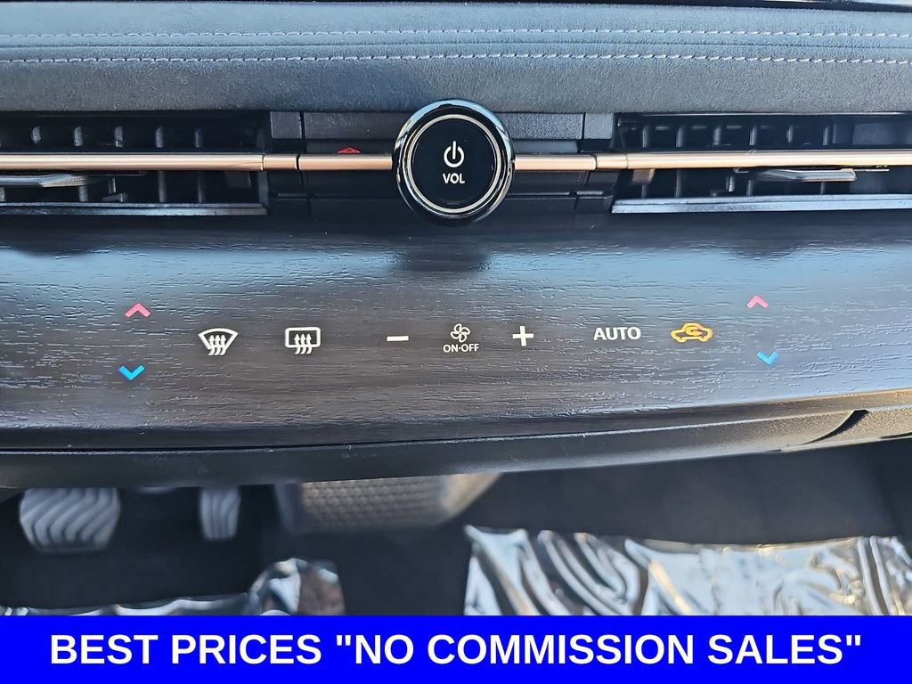 Used 2023 Nissan Ariya AWD/4WD image 21