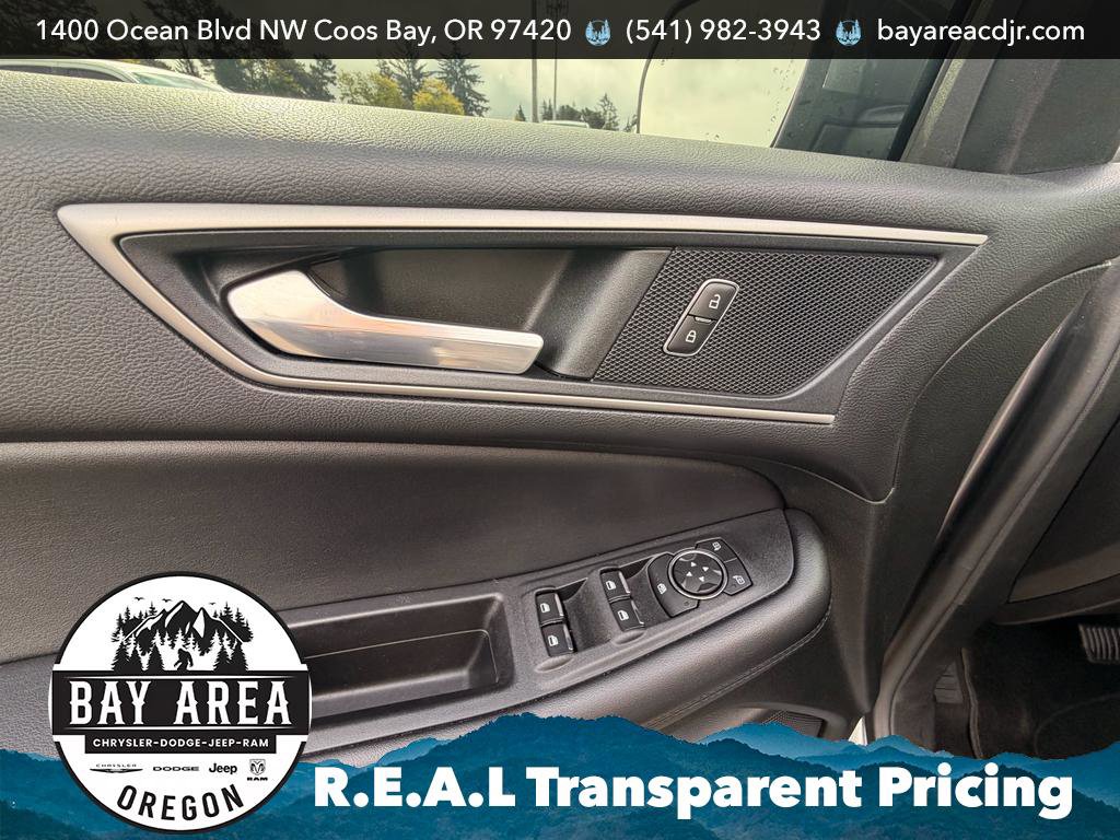 Used 2022 Ford Edge SEL AWD/4WD image 12