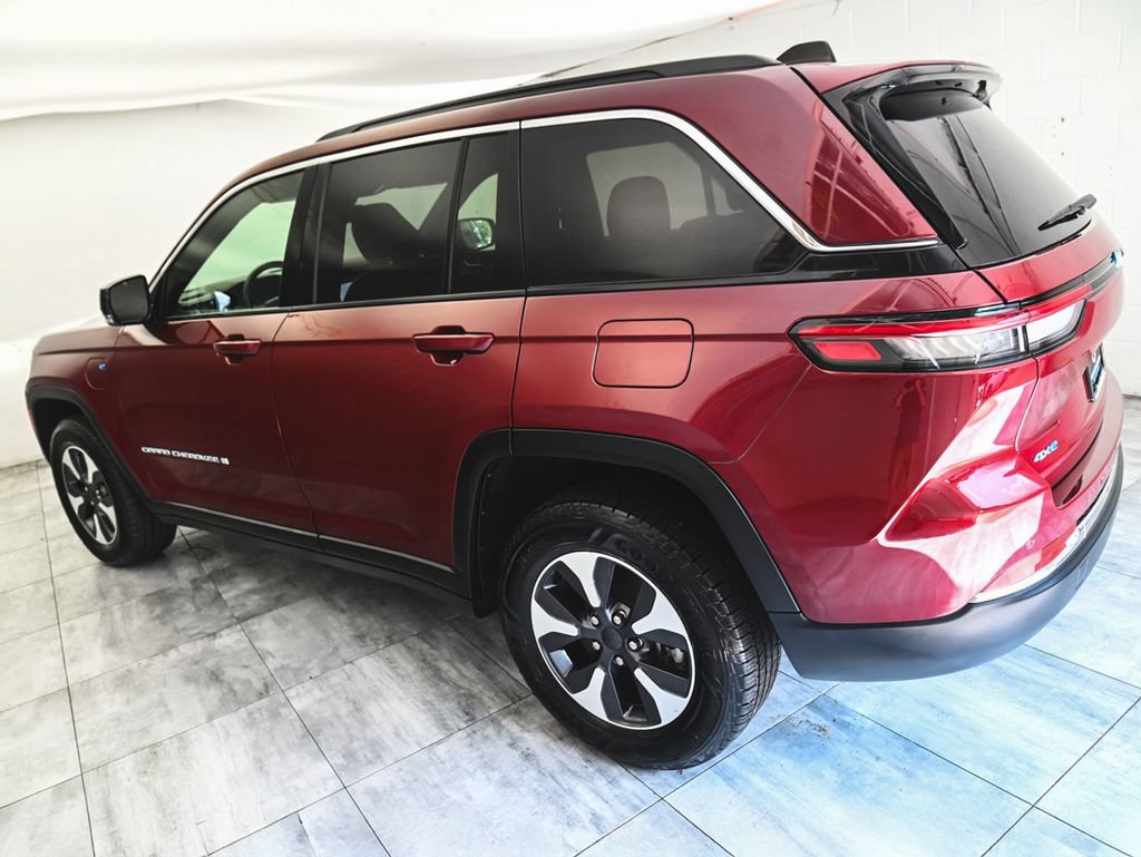 Used 2024 Jeep Grand Cherokee Limited 4xe AWD/4WD image 4
