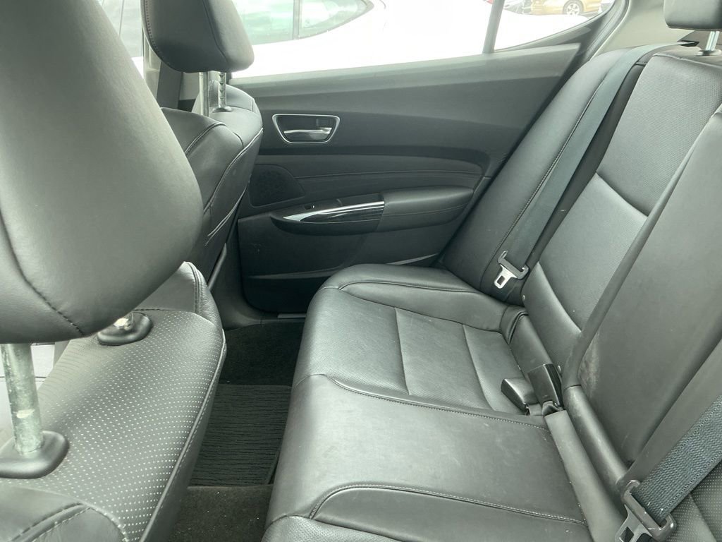Used 2018 Acura TLX w/ Technology Package image 8