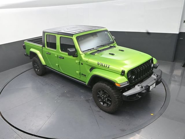 Used 2025 Jeep Gladiator Sport AWD/4WD image 12