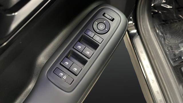 Used 2025 Hyundai Santa Fe Calligraphy AWD/4WD image 21