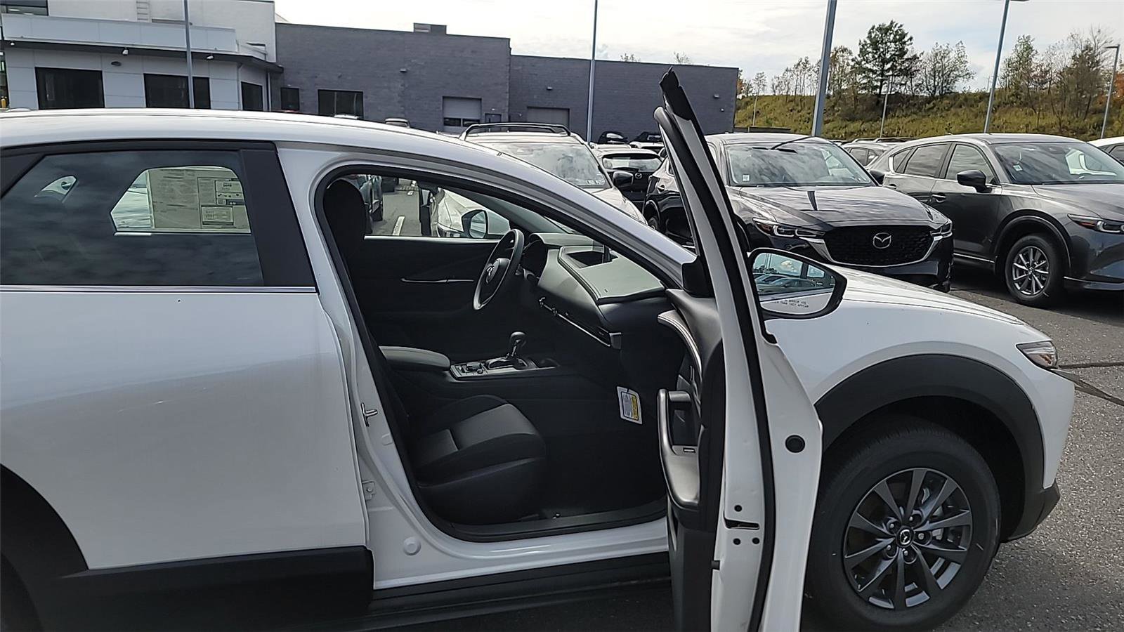 New 2025 MAZDA CX-30 AWD 2.5 S image 26