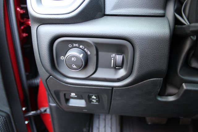 New 2026 RAM 1500 Big Horn w/ Night Edition AWD/4WD image 18