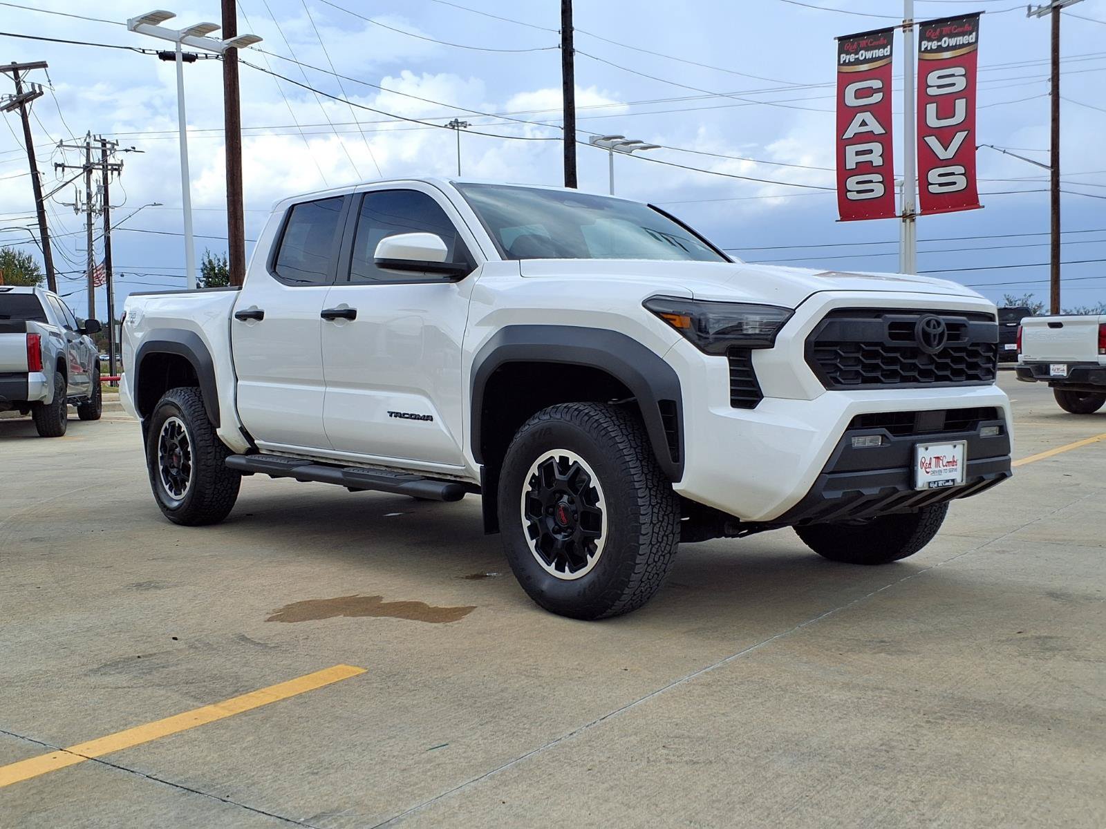 Used 2024 Toyota Tacoma TRD Off-Road AWD/4WD image 3