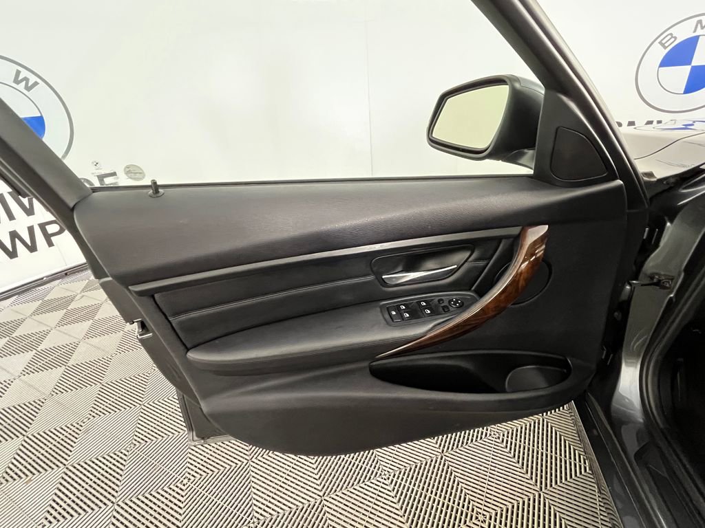 Used 2015 BMW 328i xDrive Sedan image 26
