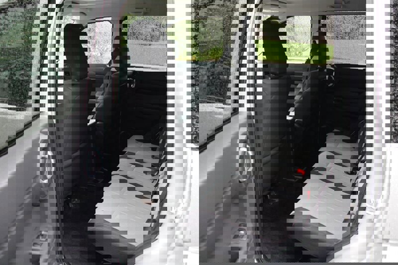 Used 2007 Dodge Nitro SXT image 15