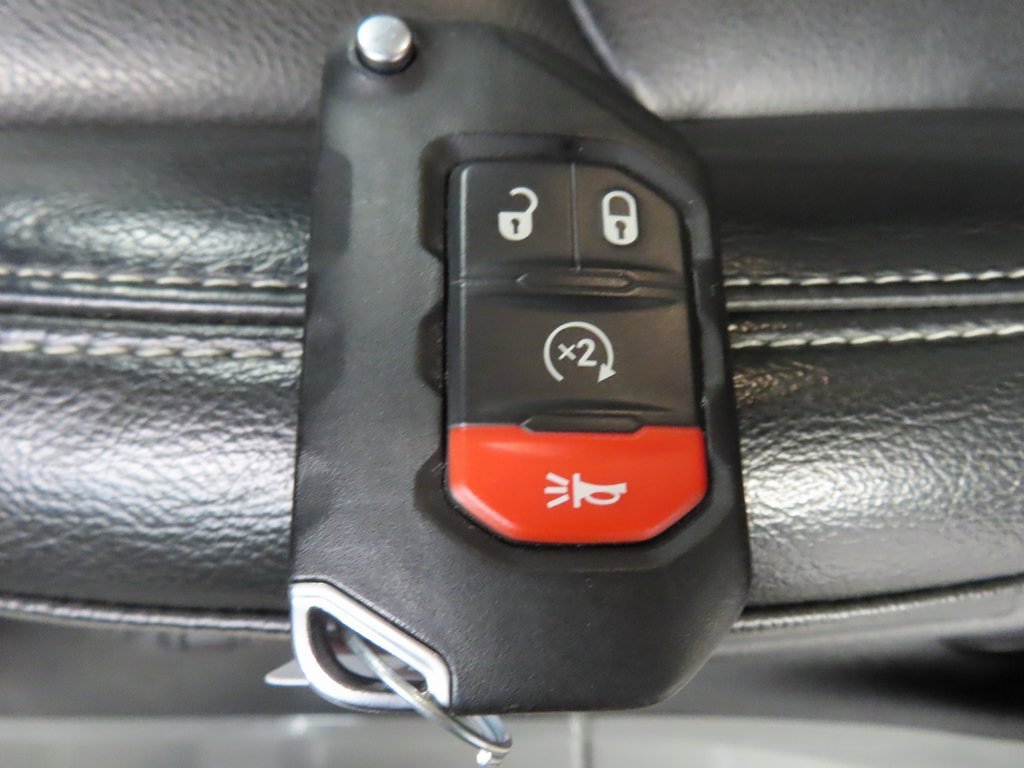 Used 2022 Jeep Wrangler Unlimited Sahara w/ LED Lighting Group image 55