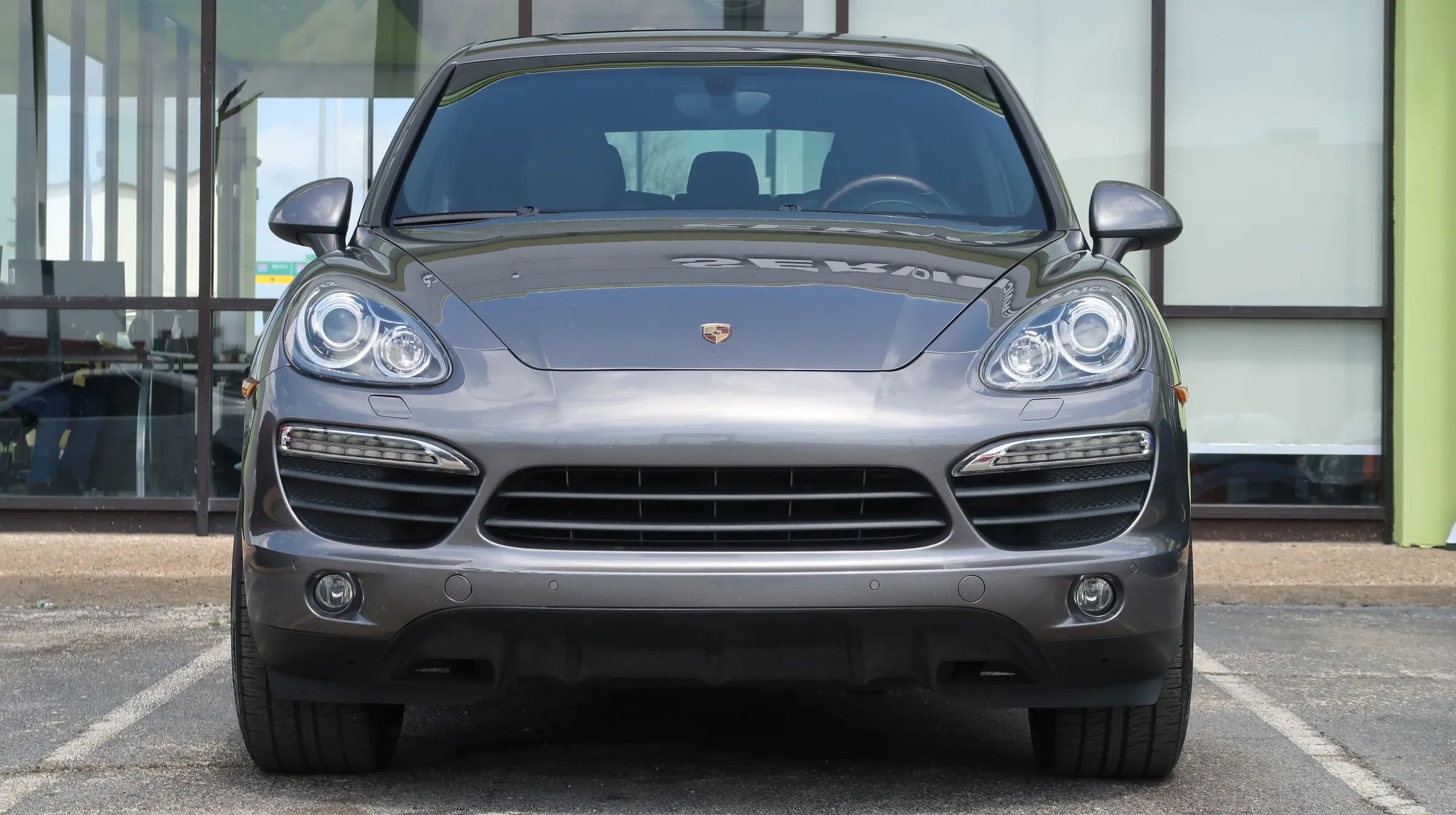 Used 2011 Porsche Cayenne S AWD/4WD image 2