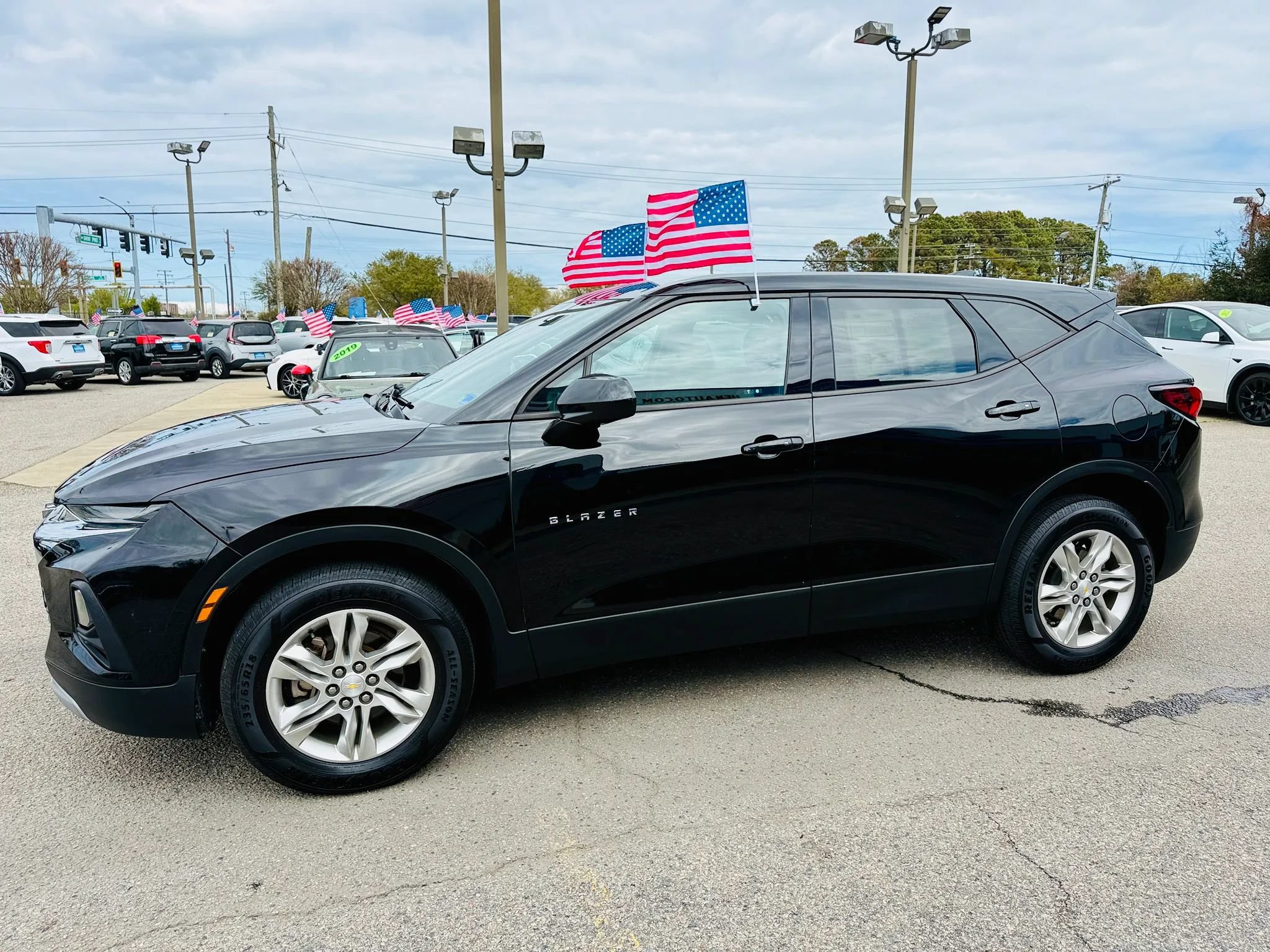 Used 2019 Chevrolet Blazer LT FWD image 21